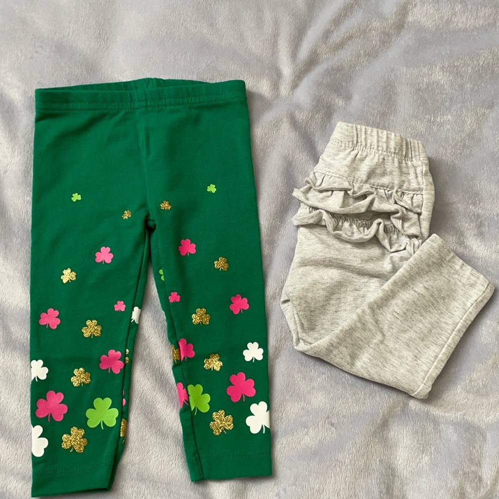 Girls - 2 pairs or leggings size 12m